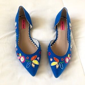 Betsey Johnson suede flats🌼HOST PICK🎉